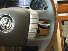 2011款 V6 3.6L 4座加长Individual版