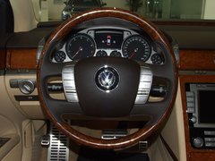 2011款 V6 3.6L 4座加长Individual版