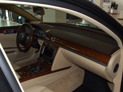 2011款 V6 3.6L 4座加长Individual版