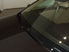 2011款 V6 3.6L 4座加长Individual版