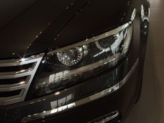 2011款 V6 3.6L 4座加长Individual版