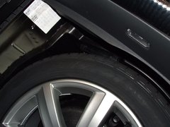 2011款 V6 3.6L 4座加长Individual版