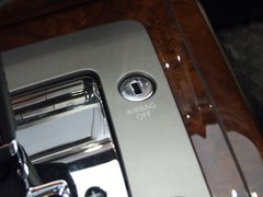 2011款 V6 3.6L 4座加长Individual版