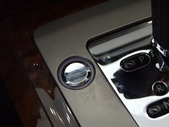 2011款 V6 3.6L 4座加长Individual版