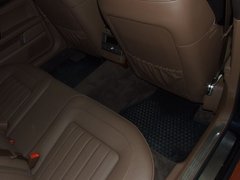 2011款 V6 3.6L 4座加长Individual版