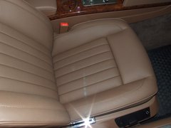 2011款 V6 3.6L 4座加长Individual版