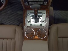 2011款 V6 3.6L 4座加長(zhǎng)Individual版