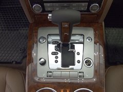 2011款 V6 3.6L 4座加长Individual版