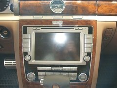 2011款 V6 3.6L 4座加长Individual版