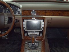 2011款 V6 3.6L 4座加长Individual版