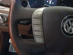 2011款 V6 3.6L 4座加长Individual版