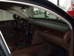 2011款 V6 3.6L 4座加長(zhǎng)Individual版