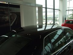 2011款 V6 3.6L 4座加长Individual版