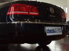 2011款 V6 3.6L 4座加长Individual版