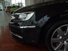 2011款 V6 3.6L 4座加长Individual版