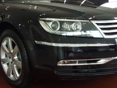 2011款 V6 3.6L 4座加长Individual版