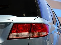 2011款 2.4 手动 精英版 5座