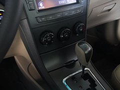 2010款 1.8L CVT 尊贵型