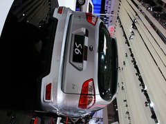 2011款 2.4L 自动 尊享型 5座