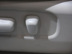 2011款 2.4L 自动 尊享型 5座