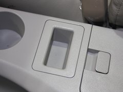 2011款 2.4L 自动 尊享型 5座