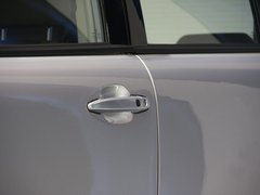 2011款 2.4L 自动 尊享型 5座
