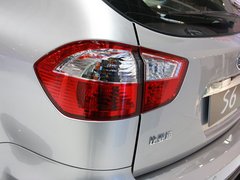 2011款 2.4L 自动 尊享型 5座