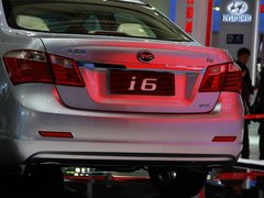 2011款 2.0L 手动 尊贵型
