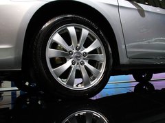 2011款 2.0L 手动 尊贵型