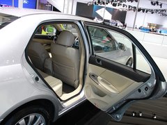 2011款 2.0L 手动 尊贵型