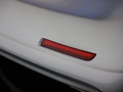 2011款 2.0L 手动 尊贵型