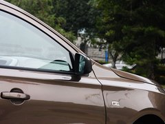 2011款 1.5L 手动 标准型