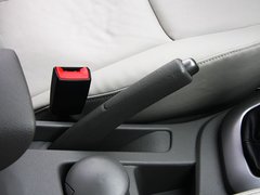 2011款 1.5L 手動(dòng) 標(biāo)準(zhǔn)型