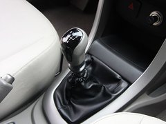 2011款 1.5L 手動 標準型