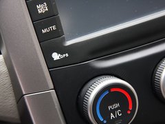 2011款 1.5L 手動 標準型