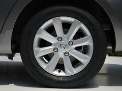 2011款 1.5L 手动 标准型