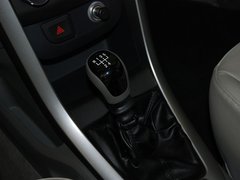 2011款 1.5L 手動 標準型
