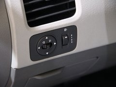 2011款 1.5L 手動 標準型