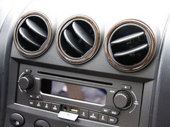 2010款 1.2L 手动 舒适型 7座