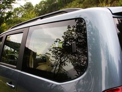 2010款 1.2L 手動 舒適型 7座