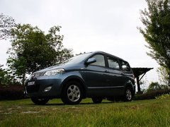 2010款 1.2L 手动 舒适型 7座
