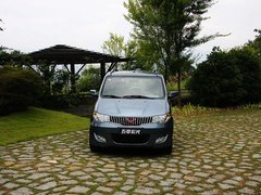 2010款 1.2L 手动 舒适型 7座