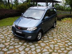 2010款 1.2L 手动 舒适型 7座
