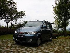 2010款 1.2L 手动 舒适型 7座