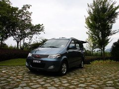 2010款 1.2L 手动 舒适型 7座