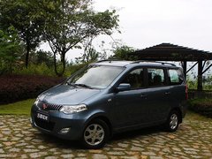 2010款 1.2L 手动 舒适型 7座