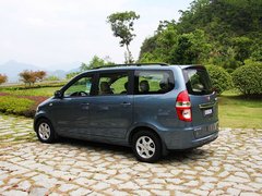 2010款 1.2L 手动 舒适型 7座