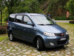 2010款 1.2L 手动 舒适型 7座