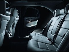 2010款 E300L 3.0L 时尚型