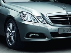 2010款 E300L 3.0L 时尚型
